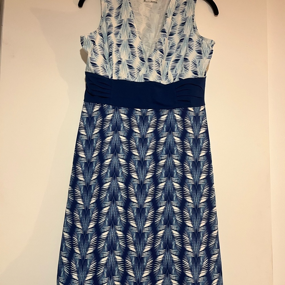 NEW! Multi-blue print V collar Dress